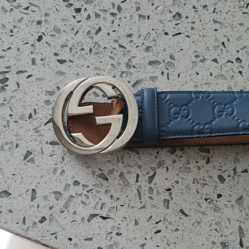 Gucci Navy Leather Belt with Silver Logo Buckle